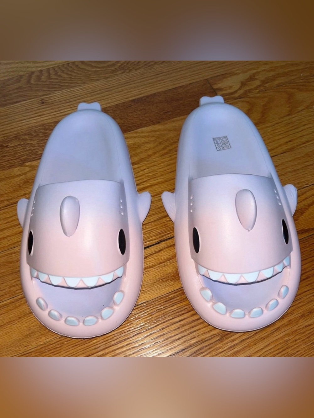SHEIN Pink Shark Slip-On Sandals